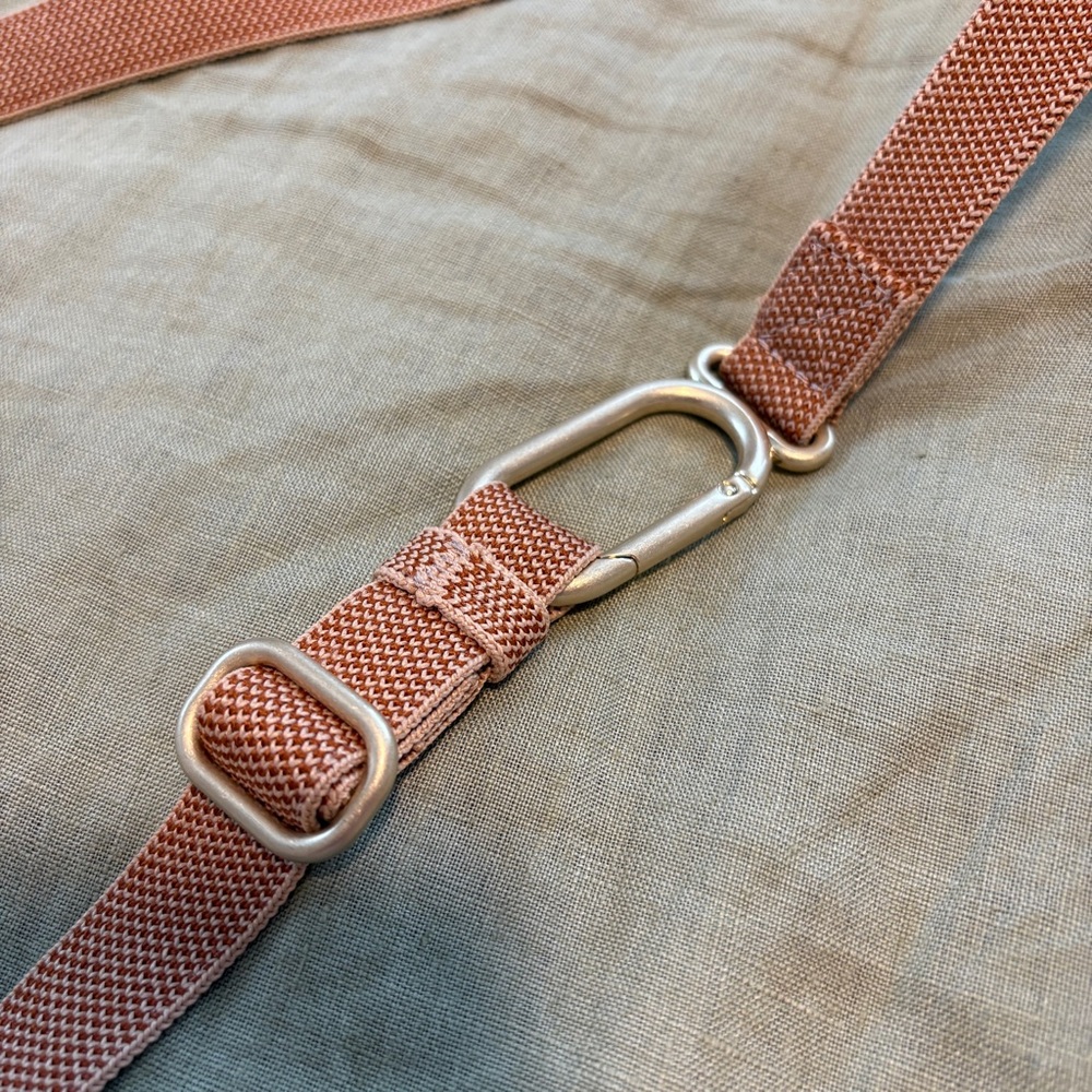 NWOT Rothy's the Belt Bag in Biscotti Brown *Small stain* - Picture 14 of 16